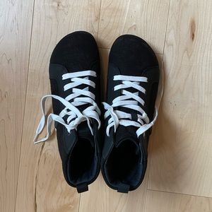 Xero Shoes NEW Toronto Black and White Hi-Top Sneakers, barefoot shoes